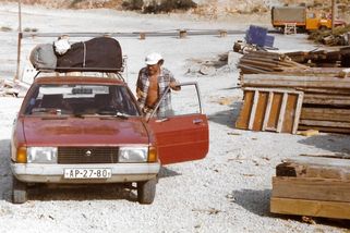 Jak se utíkalo na Západ přes Jugoslávii: v kufru auta rodičů i při hromadném zájezdu - Seznam Zprávy